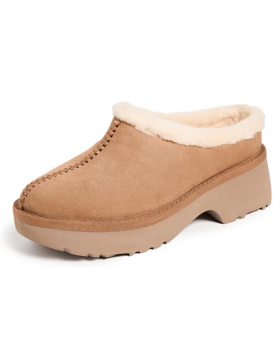 UGG Shoes - UGG Women's New Heights Cozy Platform Clogs Chestnut Suede Size 8(39) worn once